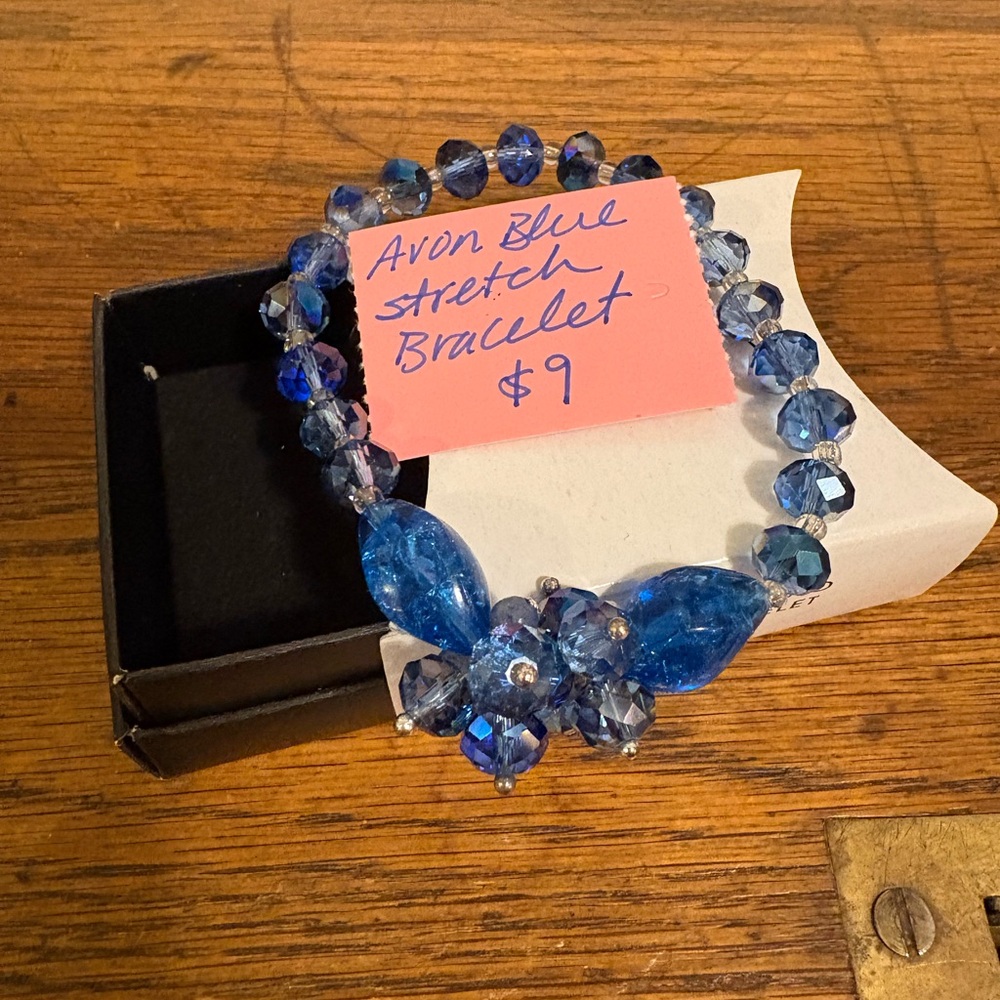 Avon Sparkling Blue Beaded Bracelet